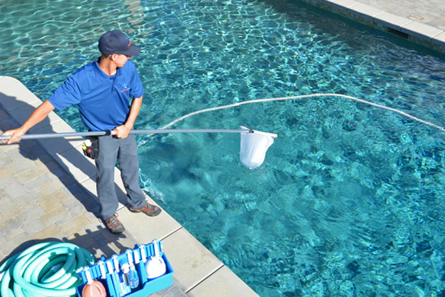 The Benefits of Hiring a Professional Pool Service Company